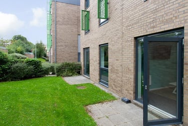 1 bed house, De Walden Way, City Centre, Bradford, BD71BD - Image 12